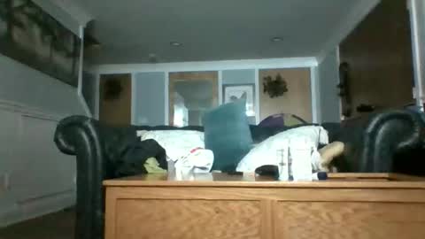 Snapshot of dadddyslilslxtxx chatting on 01.14.26 cumslutangel online show from 01.14.26