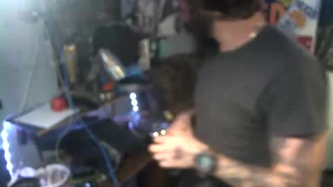 dadddyyycloudy online show from 11.13.25