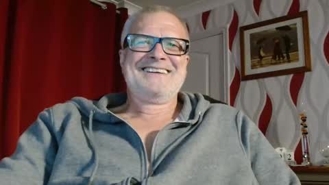 Brian ... online show from 10.02.25