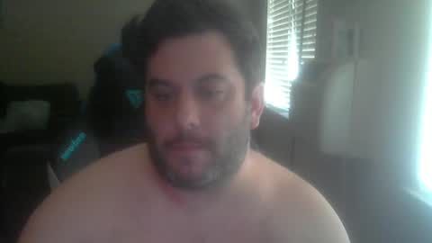 Snapshot of daddybody4u chatting on 02.24.25 daddybody4u online show from 02.24.25