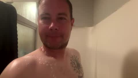 Snapshot of daddycam33 chatting on 07.18.26 DaddyCam33 online show from 07.18.26