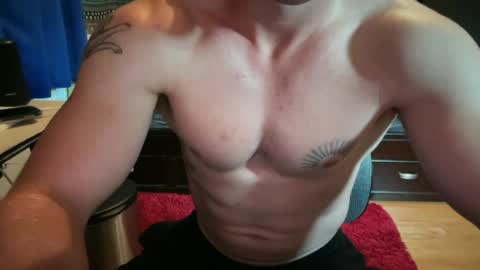 Snapshot of daddygmoney6969 chatting on 06.27.26 daddygmoney6969 online show from 06.27.26