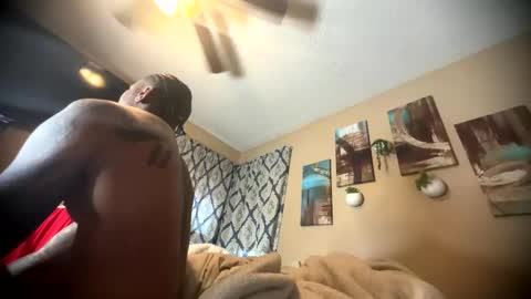 Snapshot of daddyjanimal chatting on 05.22.26 sexy tatted king bbc online show from 05.22.26