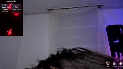 Snapshot of daddyspetite_ chatting on 02.20.26 Lili online show from 02.20.26