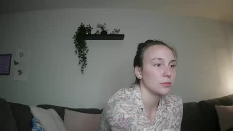 Snapshot of daddysssgoodgirl chatting on 05.20.26 daddys good girl online show from 05.20.26