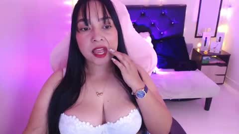 Snapshot of dads_angel19 chatting on 07.17.26 amanda online show from 07.17.26