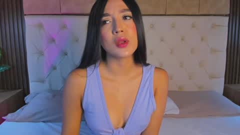 dafne_hillss online show from 10.01.25