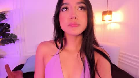 dafne_hillss online show from 02.26.26