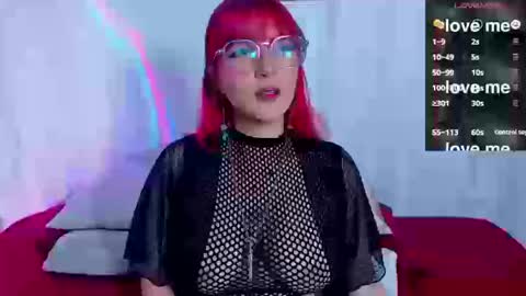 Snapshot of dafnemoon_1 chatting on 09.24.25 Dafne Moon online show from 09.24.25