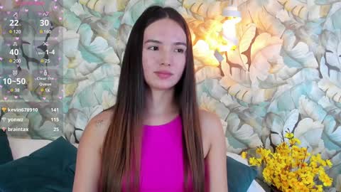 Snapshot of dafnevega chatting on 02.04.25 Dafne  online show from 02.04.25