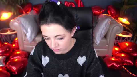 Snapshot of dafni_mon chatting on 02.11.26 Dafni Mon online show from 02.11.26