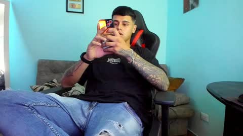 my name is Jhon and I live in colombia online show from 12.05.24