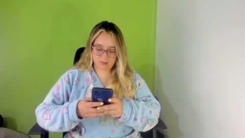 Dahia online show from 10.12.25