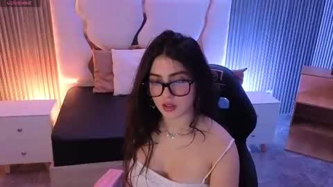 Snapshot of dahia_tay chatting on 06.29.26 dahia online show from 06.29.26