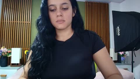  Dahiana  online show from 01.10.25