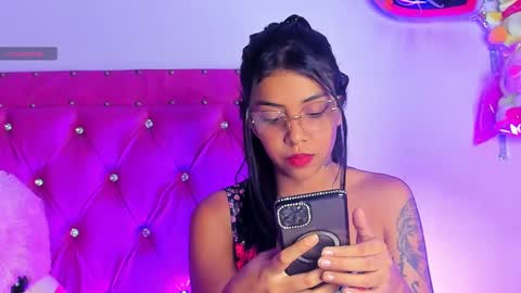    online show from 02.11.25