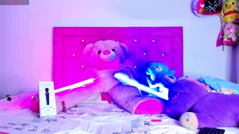    online show from 03.08.25