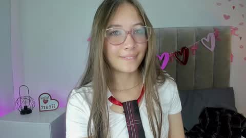 Snapshot of dahlia_rousse chatting on 02.28.25 Dahlia online show from 02.28.25