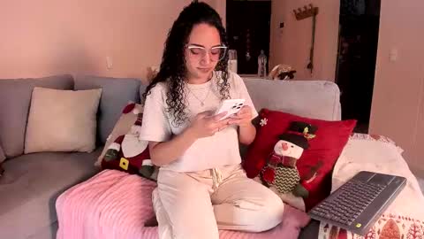 Dahli online show from 12.01.25