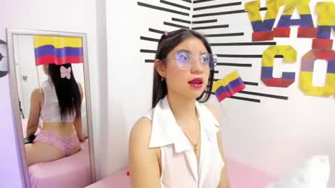Snapshot of dahliacielo chatting on 06.17.26 Dahlia Cielo online show from 06.17.26
