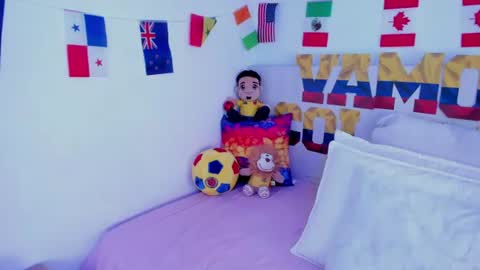 Snapshot of dahliacielo chatting on 06.21.26 Dahlia Cielo online show from 06.21.26