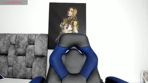 Snapshot of dahnna_squirt chatting on 05.13.26 Dahana online show from 05.13.26