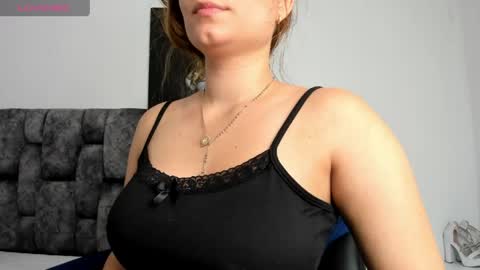 Snapshot of dahnna_squirt chatting on 05.26.26 Dahana online show from 05.26.26