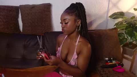 DAHYAN online show from 12.19.25