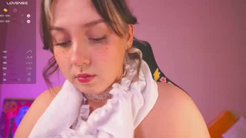 Snapshot of daien_halpert chatting on 09.12.25 Cute DianaOnline mostly at 8pm-0000 am UK TimeTuesday and Wednesday off online show from 09.12.25