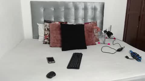 Daiisha.. online show from 11.05.25