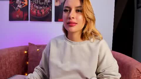 Snapshot of dailynrose chatting on 06.27.26 DAILY online show from 06.27.26
