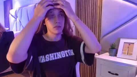 Snapshot of daimondti chatting on 09.12.25 DaimonTi online show from 09.12.25