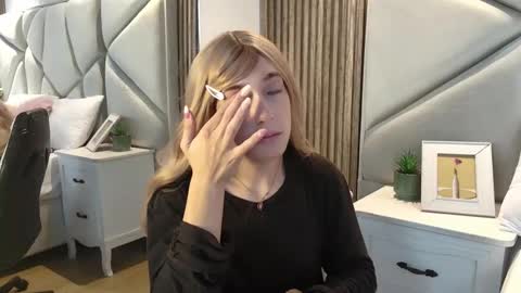 Snapshot of daimondti chatting on 09.21.25 DaimonTi online show from 09.21.25