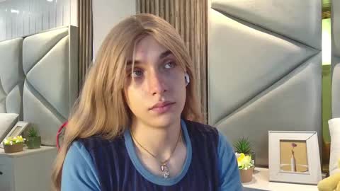 Snapshot of daimondti chatting on 09.24.25 DaimonTi online show from 09.24.25