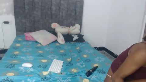 daisha_becker online show from 09.24.25