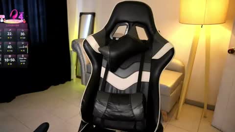 Lauren            online show from 09.09.25