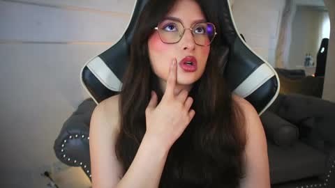 Snapshot of daisha_riley chatting on 04.17.26 Lauren online show from 04.17.26