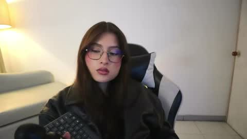 Snapshot of daisha_riley chatting on 04.22.26 Lauren online show from 04.22.26