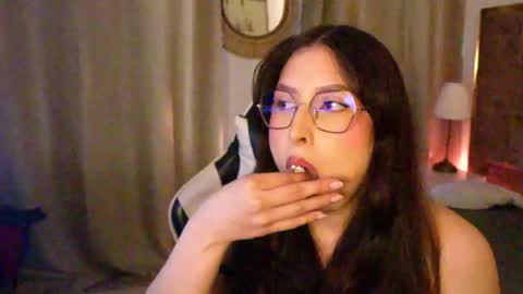 Snapshot of daisha_riley chatting on 04.25.26 Lauren online show from 04.25.26