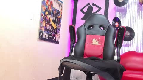 daisy_jonexxx22 online show from 04.08.26