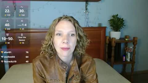 Snapshot of daisy_lovely chatting on 10.07.25 daisy_lovely online show from 10.07.25