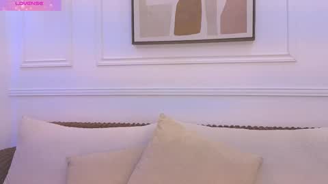 Daisy Price online show from 03.27.26