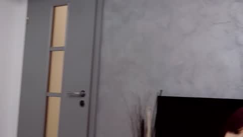 DaisyEmber online show from 09.18.25