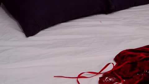 DaisyEmber online show from 09.21.25