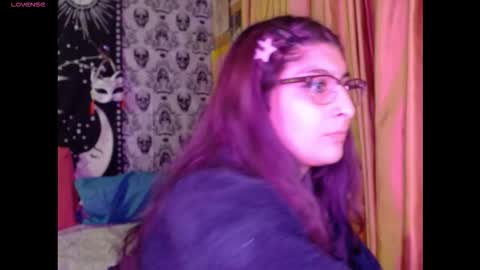    --  -- help me reach 100 hands up  online show from 11.27.25