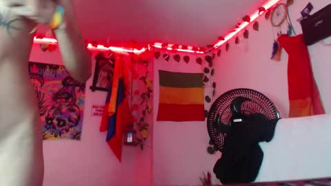 Snapshot of dakkohott chatting on 01.15.26 Dakko online show from 01.15.26