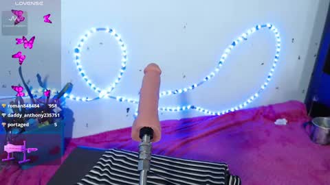 VALENTINA  online show from 02.25.25