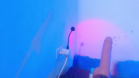 VALENTINA  online show from 10.06.25