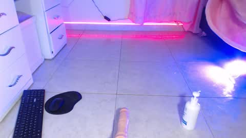 VALENTINA  online show from 02.15.26