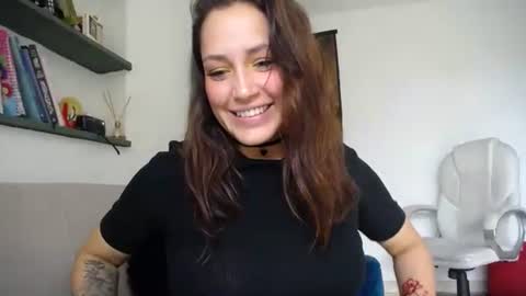 IG  dakotasofiaa online show from 04.02.26